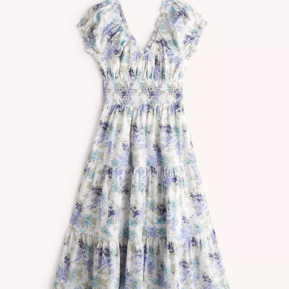 NWT Abercrombie Cap Sleeve Smocked Waist Floral Midi Dress White Floral - Small